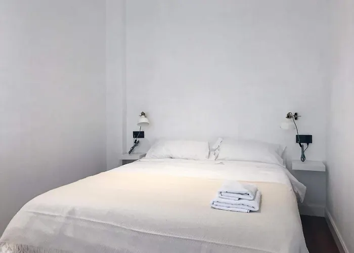 Muy Luminoso En San Mames Бильбао