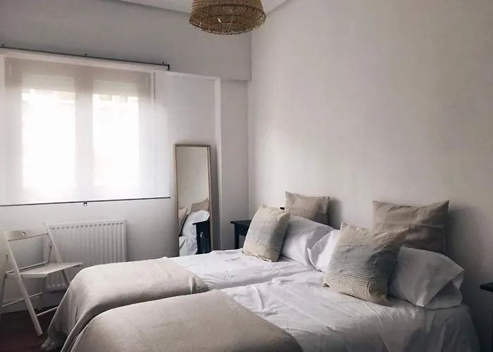 Апартаменты Muy Luminoso En San Mames