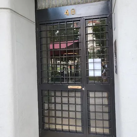 Apartamento Muy Luminoso En San Mamés *