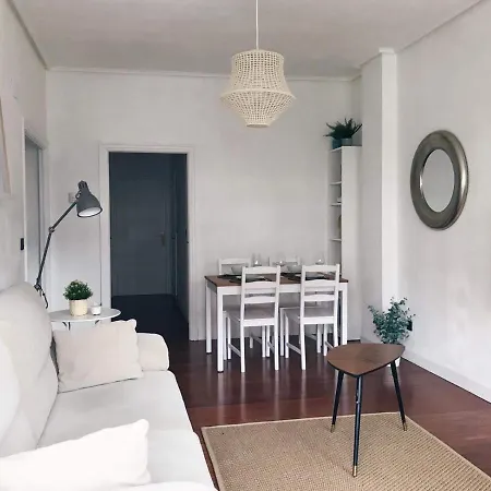 Apartamento Muy Luminoso En San Mamés Bilbao