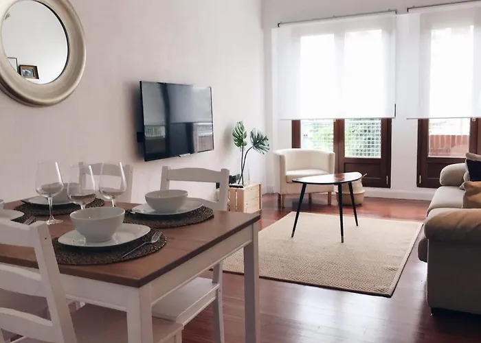 Muy Luminoso En San Mamés * Bilbao