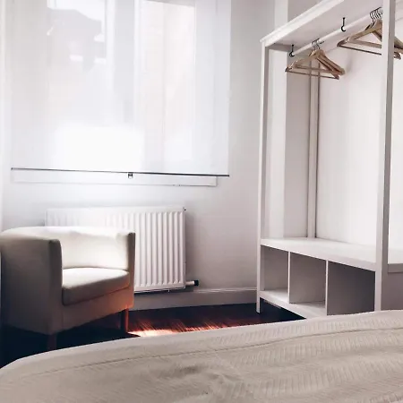 Lägenhet Muy Luminoso En San Mames